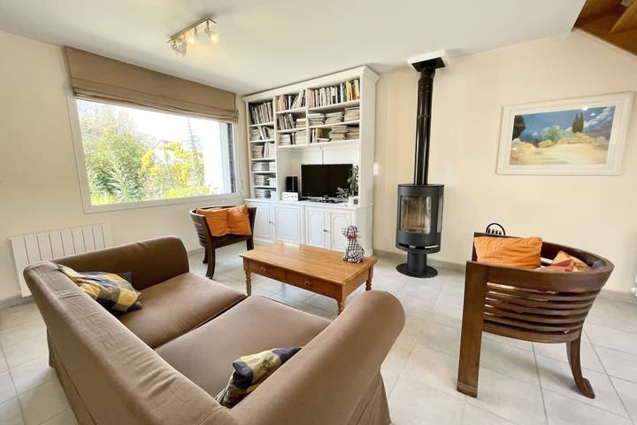 Location de vacances pour 4 personnes, avec jardin et balcon, adapté aux familles dans Plage de Port Fontaine-Lomener - 2