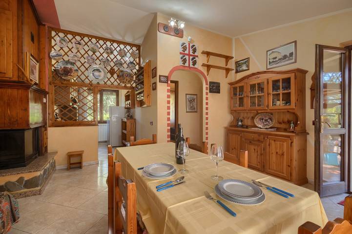 Maison de vacances "Lilliu" avec vue sur les montagnes, jardin et climatisation in Villacidro, Campidano