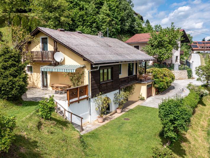 Vakantiehuis voor 9 personen, with Balkon and Terras as well as Tuin aan de Wörthersee