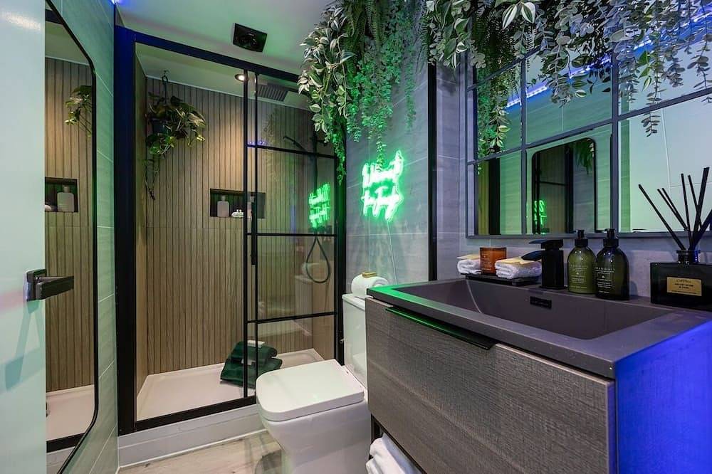 Wigan 4Br Retreat + Full Kitchen & Street Parking in Wigan, Gran Mánchester