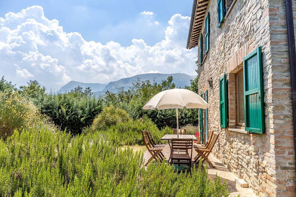 Reizendes Bauernhaus m. schönem Ausblick, Pool u. Cottage im Nationalpark in Amandola, Nationalpark Monti Sibillini