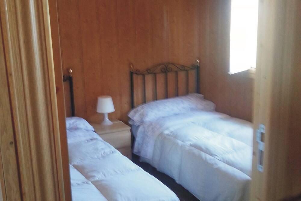 Bungalow ideal para familias con niños, aparcamiento y pistas deportivas in La Puebla de Cazalla, Provincia de Sevilla