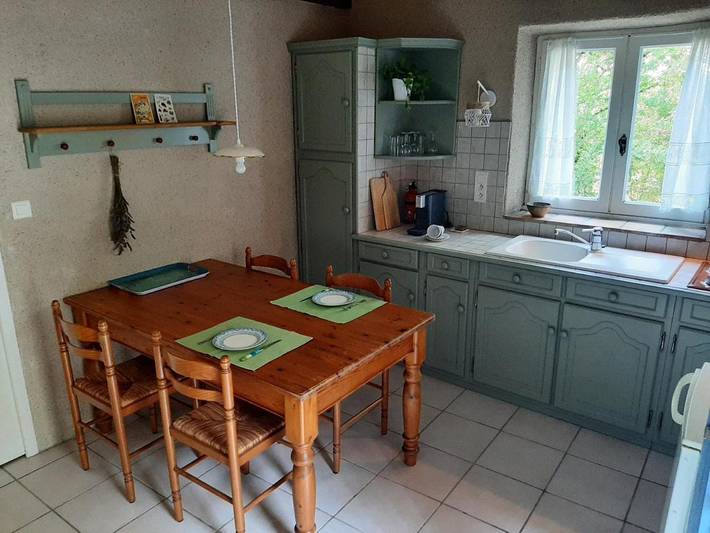 Gîte pour 2 personnes, avec jardin et piscine à Flaugnac - 4