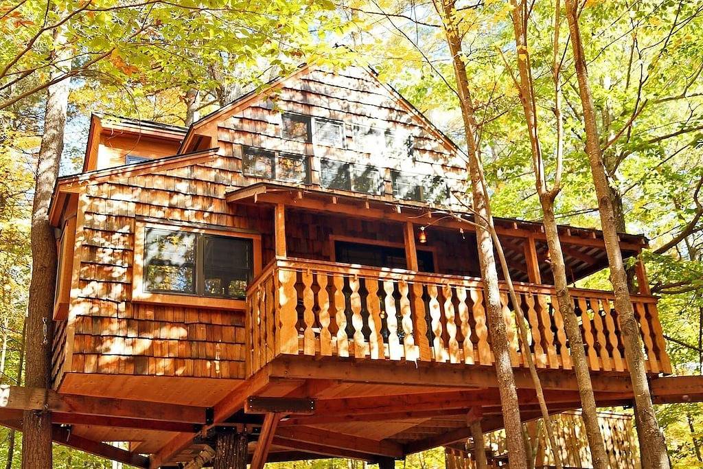 Unique Treehouse Near Mt Sunapee in Newbury (NH), Lake Sunapee