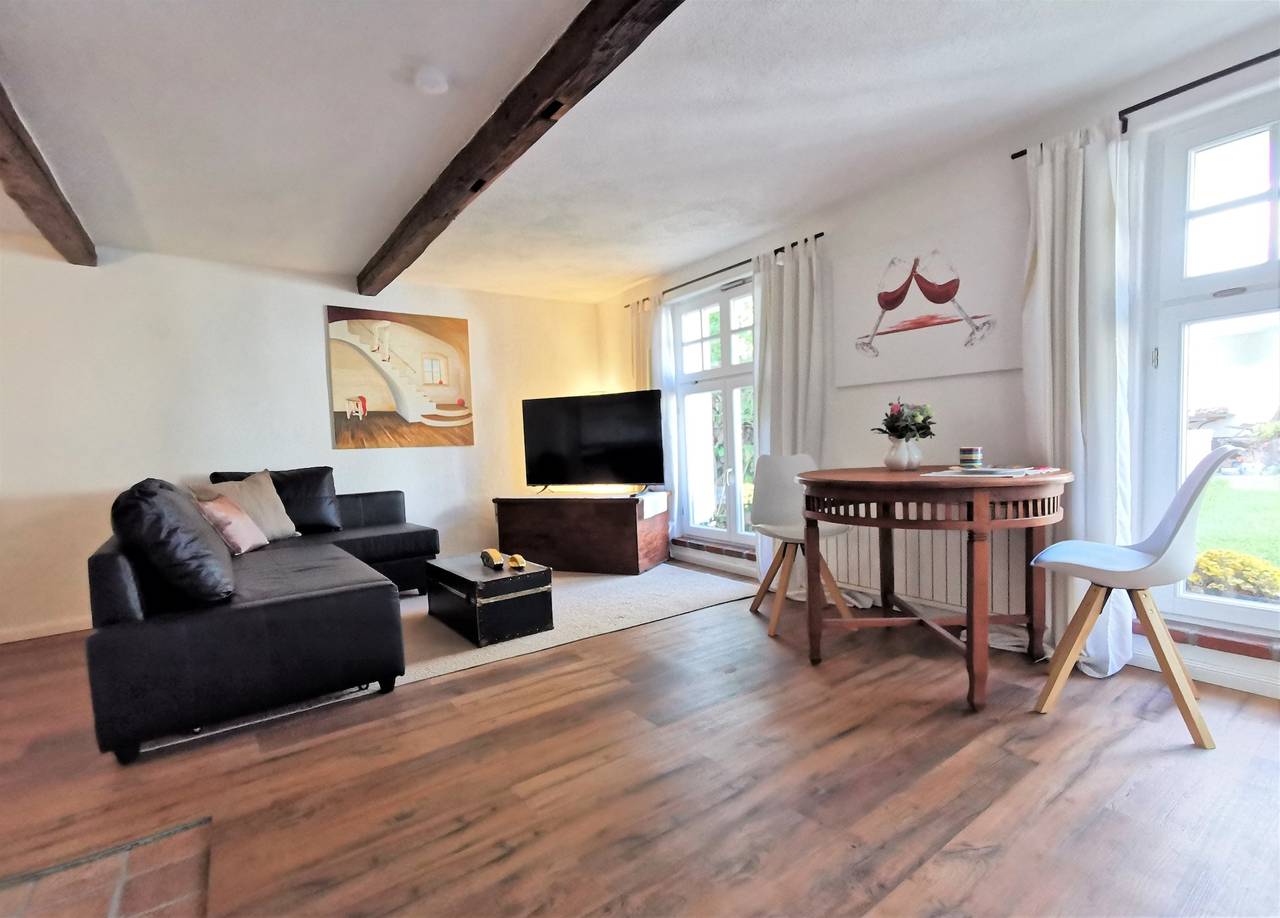 Ganze Ferienwohnung, Atelier_am_Main in Hattersheim am Main, Main-Taunus-Kreis