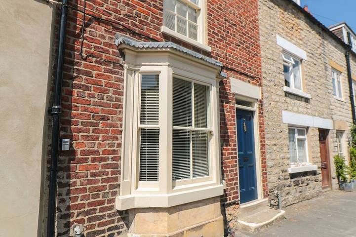 Cottage for 4 people, with garden, with pets in Kirkbymoorside