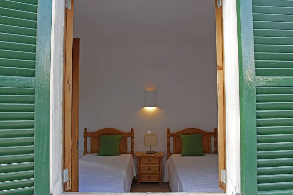 Casa mediterránea en el puerto de pescadores de Cala Figuera in Cala Figuera, Santanyí