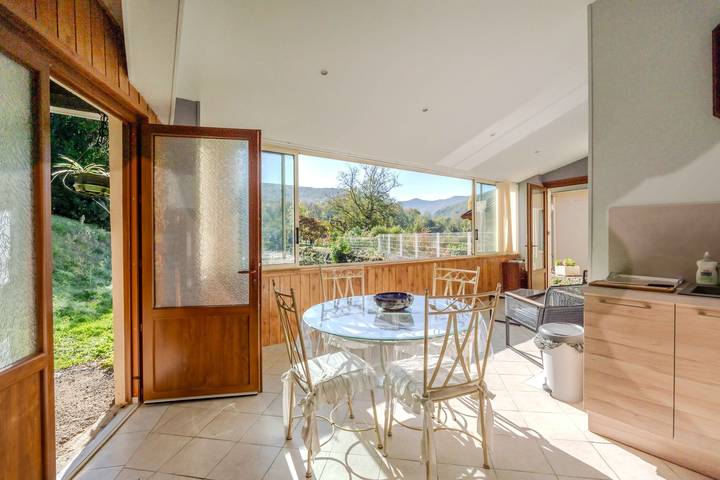 Location de vacances pour 4 personnes, avec jardin dans l' Ariège - 2