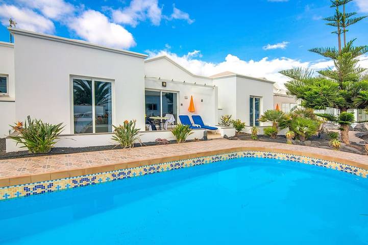 Casa de vacaciones para 4 personas, con piscina además de jardín y terraza - 1