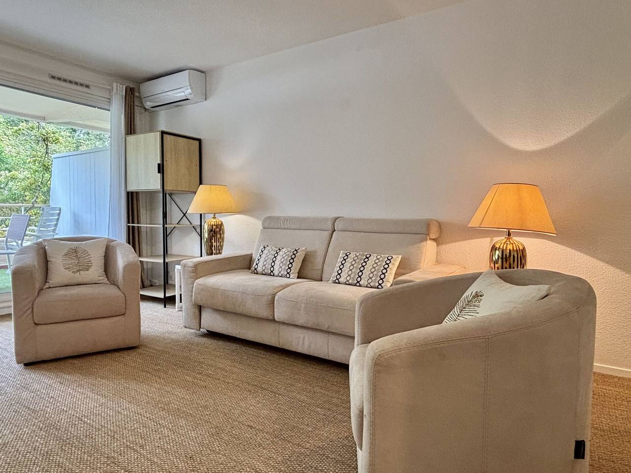 Entire apartment, Summer Studio in Saint-Tropez, Draguignan region