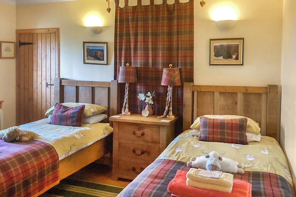 2 bedroom accommodation in Wick in Wick, Highlands