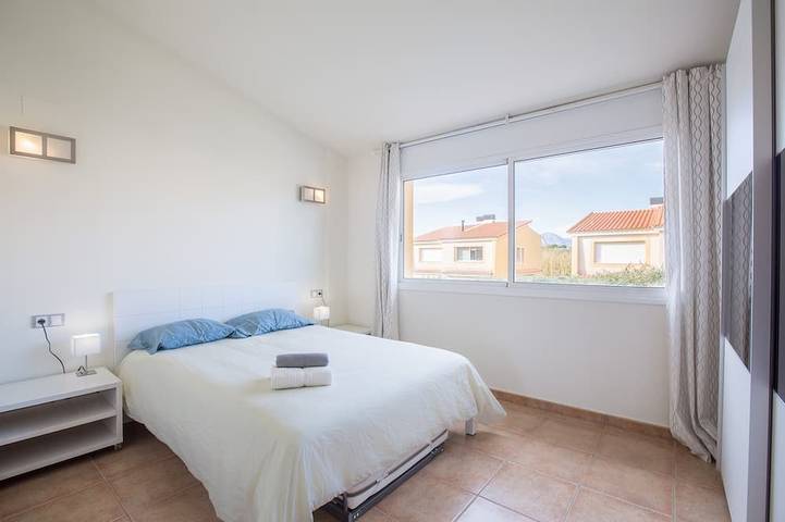 Ferienwohnung für 8 Personen, mit Balkon in Montroig Bahia - 3