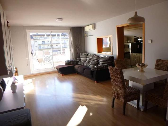 Gîte pour 2 personnes, avec vue ainsi que piscine et jardin à Tremp - 2