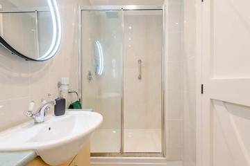 Cottage for 4 People in Poole, South West England, Photo 4
