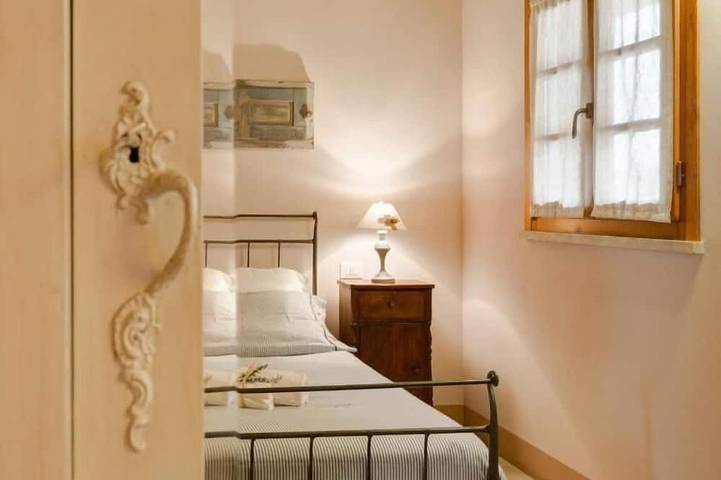 Appartamento intero, Appartamento con 2 camere da letto e 2 bagni al piano terra in Terricciola, Pisa e dintorni