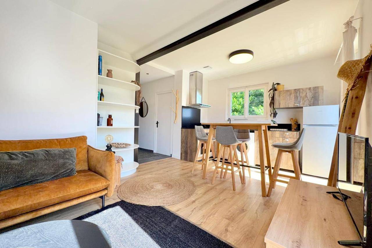 Appartement entier, T2 rénové village de charme Bourdeau climatisation in Bourdeau (Savoie), Région de Chambéry