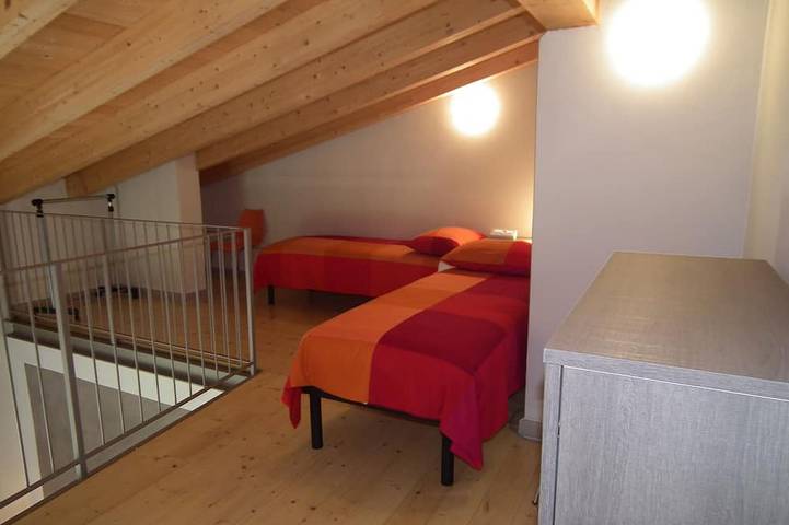Ferienwohnung für 5 Personen, mit Pool und Garten sowie Terrasse in Monzambano - 4