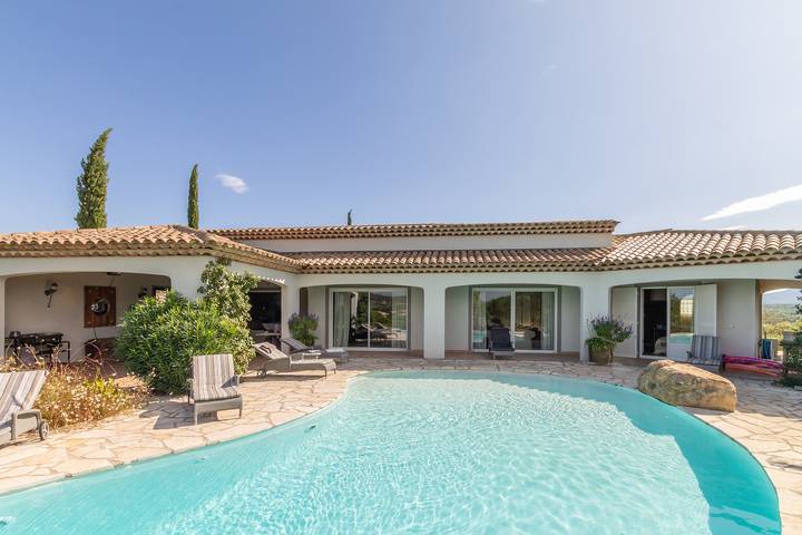 Vakantiehuis voor 8 personen, met Terras en Tuin in Vidauban