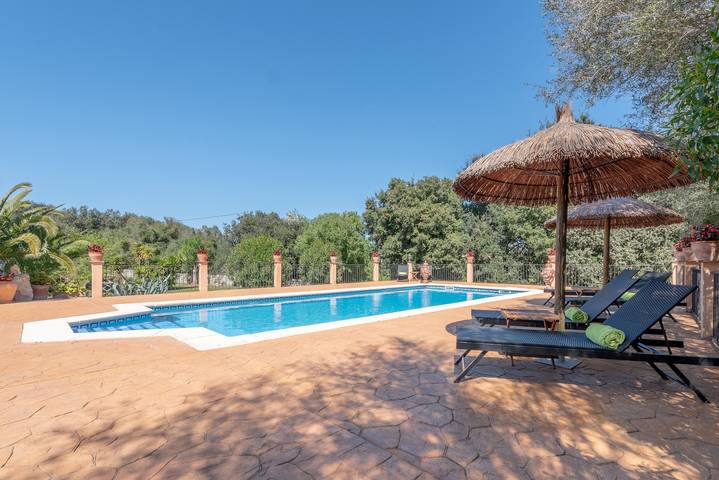 Maravillosa casa de campo con aire acondicionado con piscina, Wi-Fi, jardín y terrazas; Estacionamiento disponible in Artà, Mallorca Este
