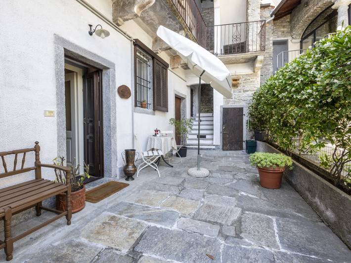 Ferienwohnung für 2 Personen, mit Terrasse in Comune di Verbania