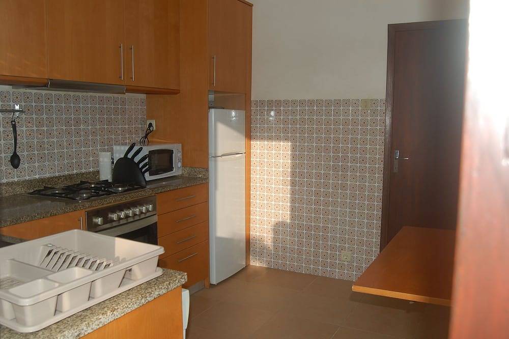 Zuid-huis met 5 slaapkamers in Moledo, Distrito de Viana do Castelo