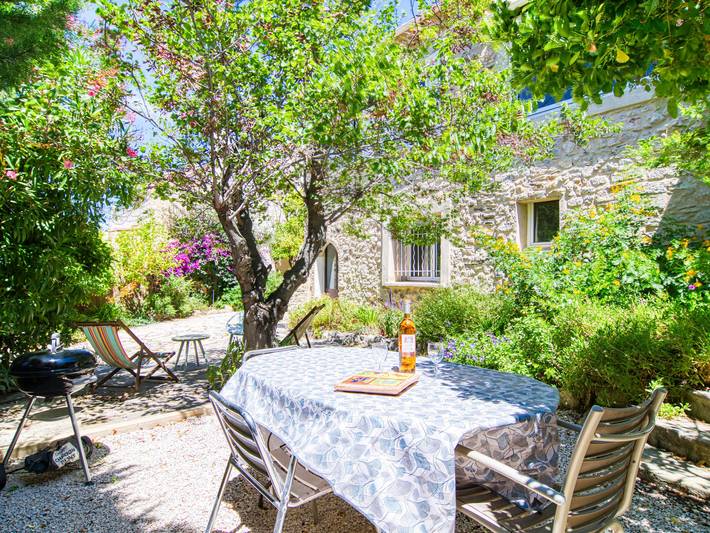 Gîte pour 3 personnes, avec Terrasse et Jardin à Six-Fours-les-Plages