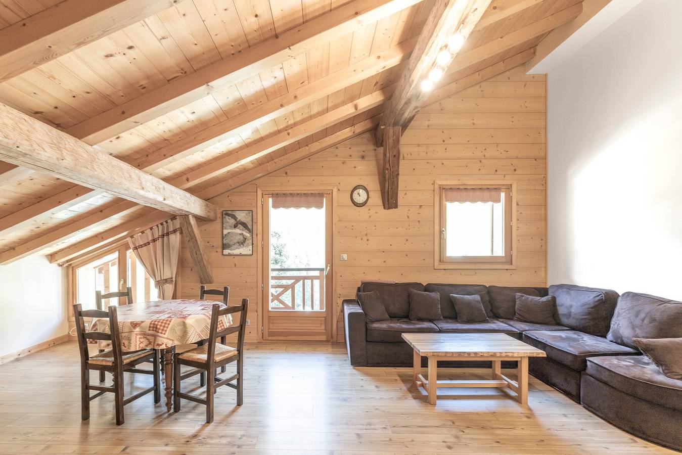 Chalet 'Les Laouchets - 8 Pers' mit Bergblick, Balkon und Wi-Fi in Sixt-Fer-à-Cheval, Region Bonneville