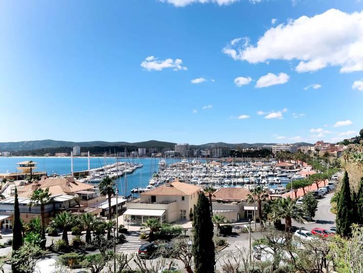 Gîte pour 4 personnes, avec jardin dans Plage Saint-Clair