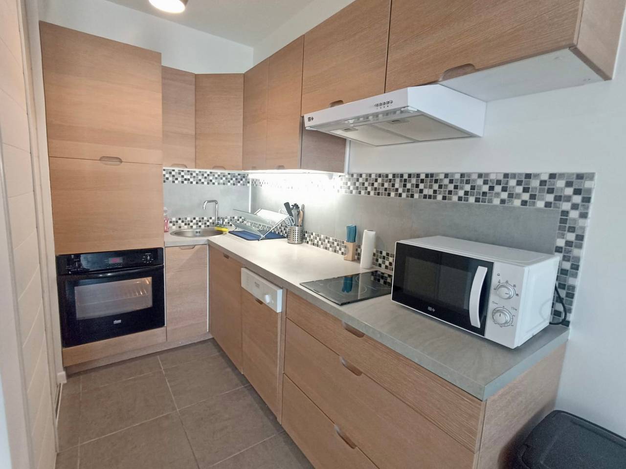 Apartamento entero, Apartamento T2 en Sète con parking y se admiten mascotas, cerca de la estación y playas in Sete, Costa mediterránea (Francia)