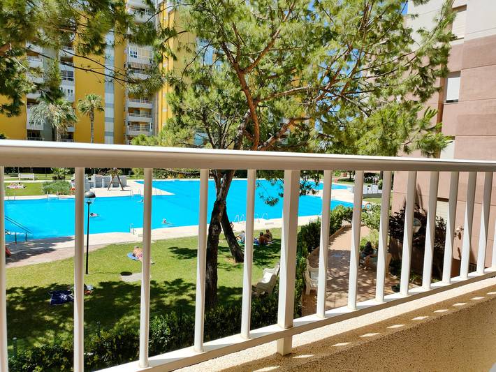Ferienwohnung für 5 Personen, mit Terrasse und Garten sowie Kinderpool in Canet d'En Berenguer