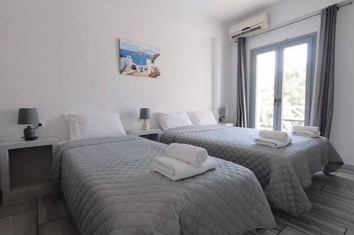 Appartement de vacances pour 3 personnes, avec balcon et piscine - 1