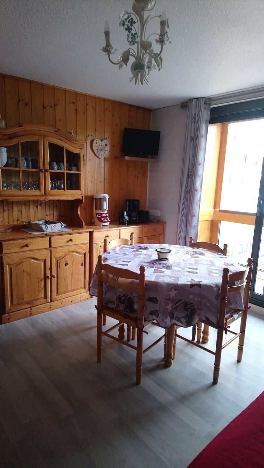 Appartement entier, Appartement 'Vanguard' avec vue sur la montagne, balcon et Wi-Fi in Le Corbier, Villarembert