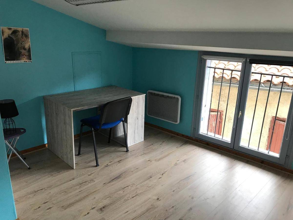 Appartement entier, Two-Bedroom Apartment in Le Puy-en-Velay, Haute-Loire