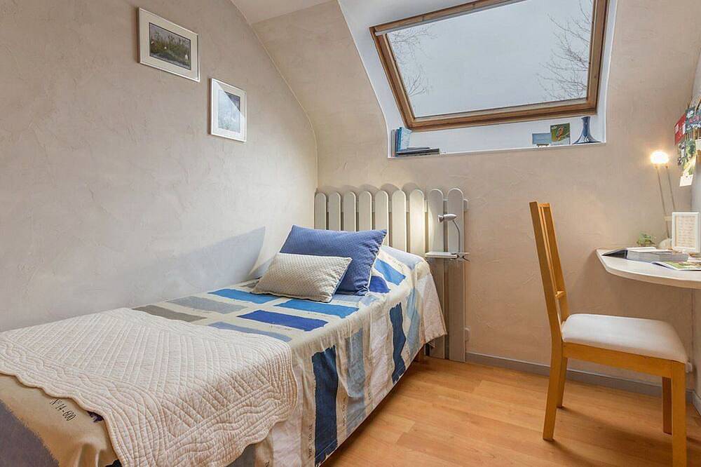 Charming Air-Conditioned Room with Private Bath, Wifi & Kitchen Access Near Canal in Blain, Chateaubriant e dintorni
