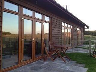 Surf Shack, 1-Bed Cottage, Sleeps 2, Pet Friendly in Shorwell, Isle of Wight