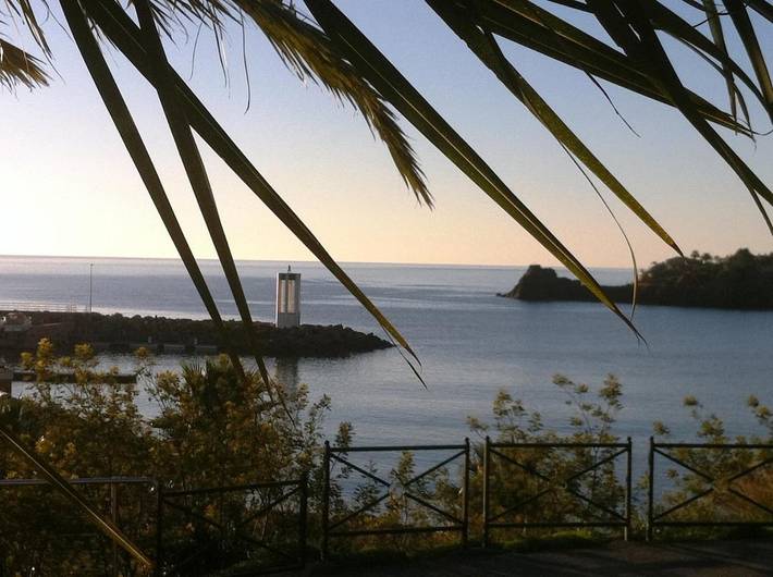 Gîte pour 9 personnes, avec terrasse ainsi que jardin et vue, animaux acceptés dans Port de la Figueirette - 3