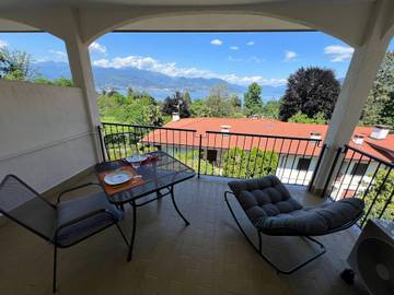 Ferienwohnung für 3 Personen, mit Terrasse und Seeblick in Comune di Stresa