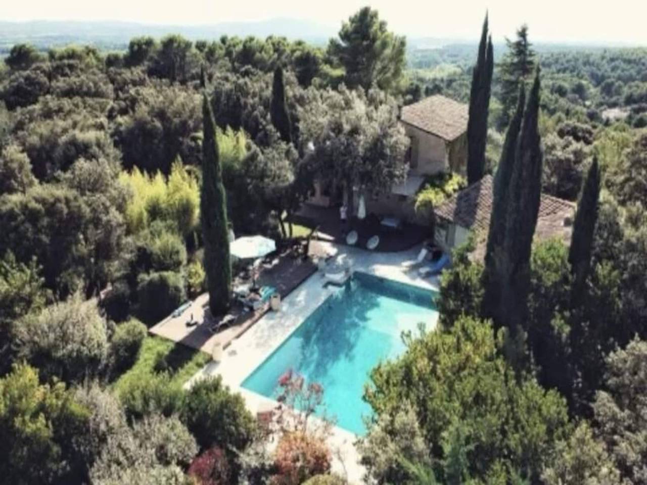 Apartamento entero, Casas y Villas para 10 Personas in Mérindol, Parque natural regional del Luberon