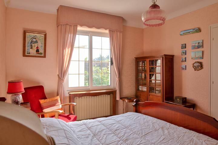Maison avec piscine pour 4 adultes, 2 enfants in Plomeur, Côte de Cornouaille