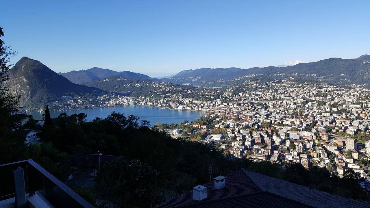 Ganze Ferienwohnung, Al Bosco - traumhafte Aussicht auf Lugano in Lugano, Luganersee