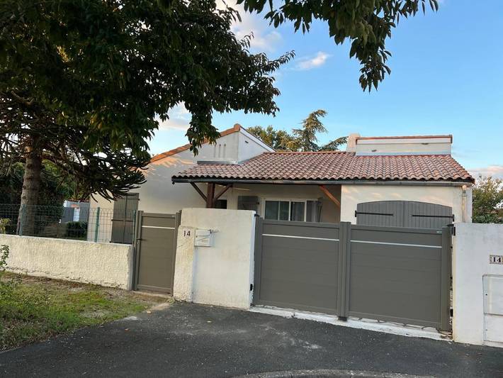 Location de vacances pour 4 personnes, avec jardin à Saint-Xandre