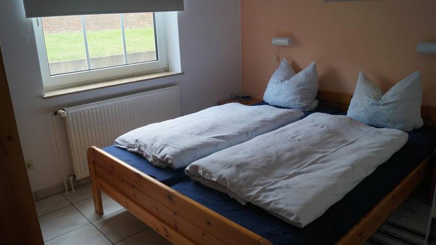 Ferienwohnung für 4 Personen, mit Terrasse und Garten - 1