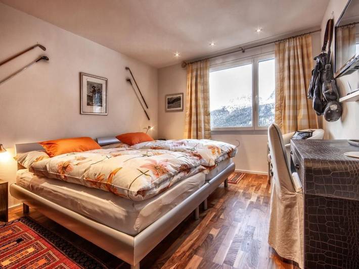 Ferienhaus für 10 Personen, mit Seeblick und Garten sowie Terrasse, mit Haustier in Arosa - 4