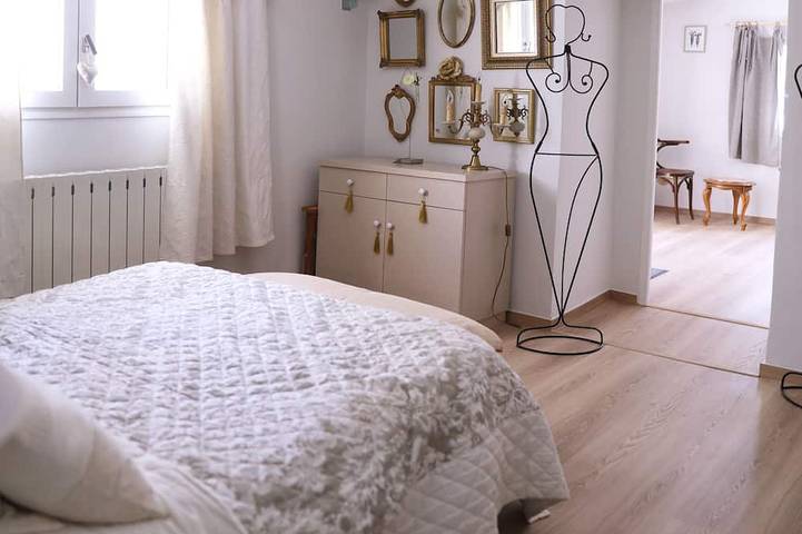 Gîte pour 2 personnes, avec Jacuzzi ainsi que Terrasse et Jardin à Caromb - 3