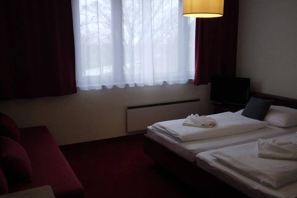 Ferienherbergen S. u. J. Zeisz - Doppelzimmer mit Dusche, Wc, 1-2 Nächte in Marktgemeinde Podersdorf am See, Neusiedlersee-Hügelland