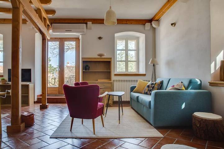 Ferienhaus Šumica mit beheiztem Pool! in Supetar, Brac