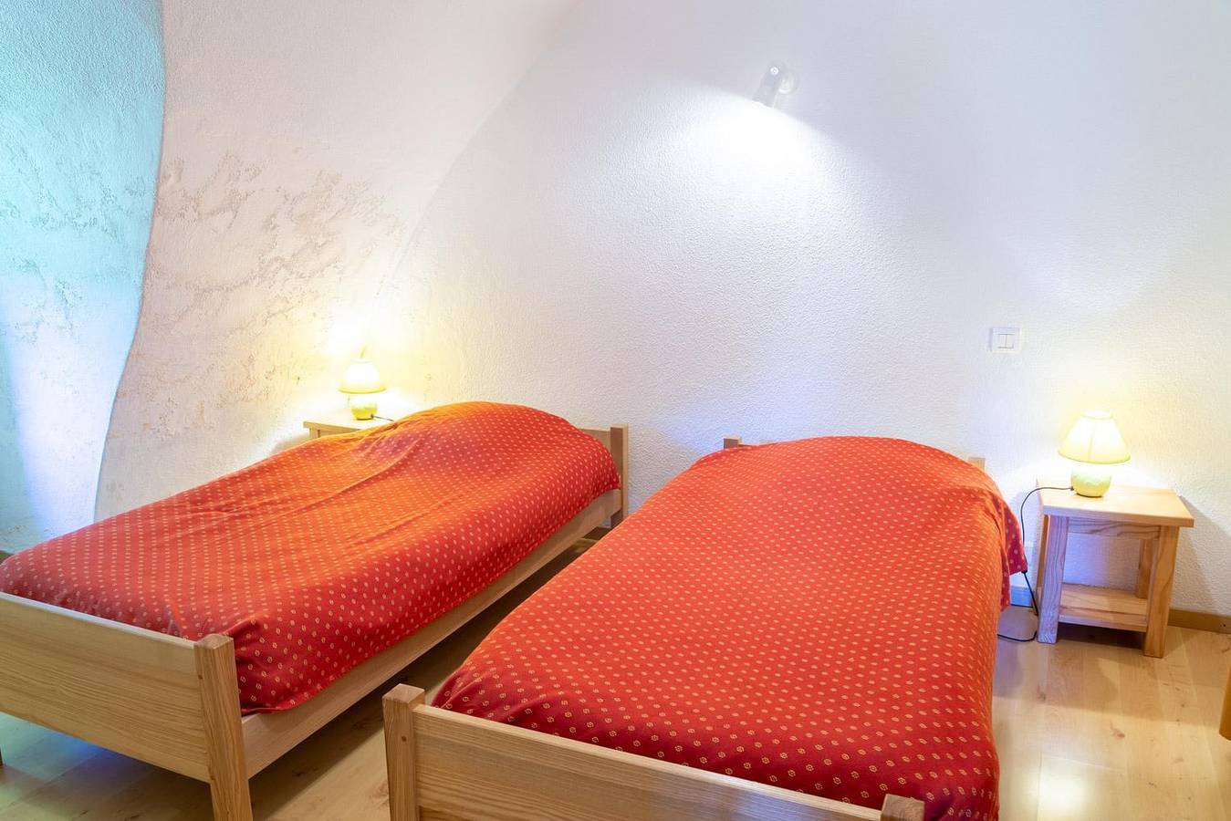 Le Bellevue 4/6 personnes du Couvent in Saint-Georges-de-Lévéjac, Parc national des Cévennes