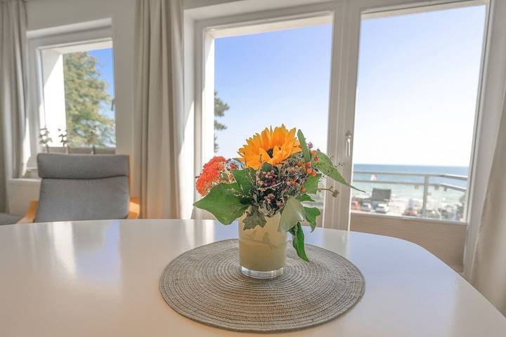 Ganze Wohnung, Feriendomizil Strandblick Appartement 1 Meerblick in Scharbeutz, Ostholstein