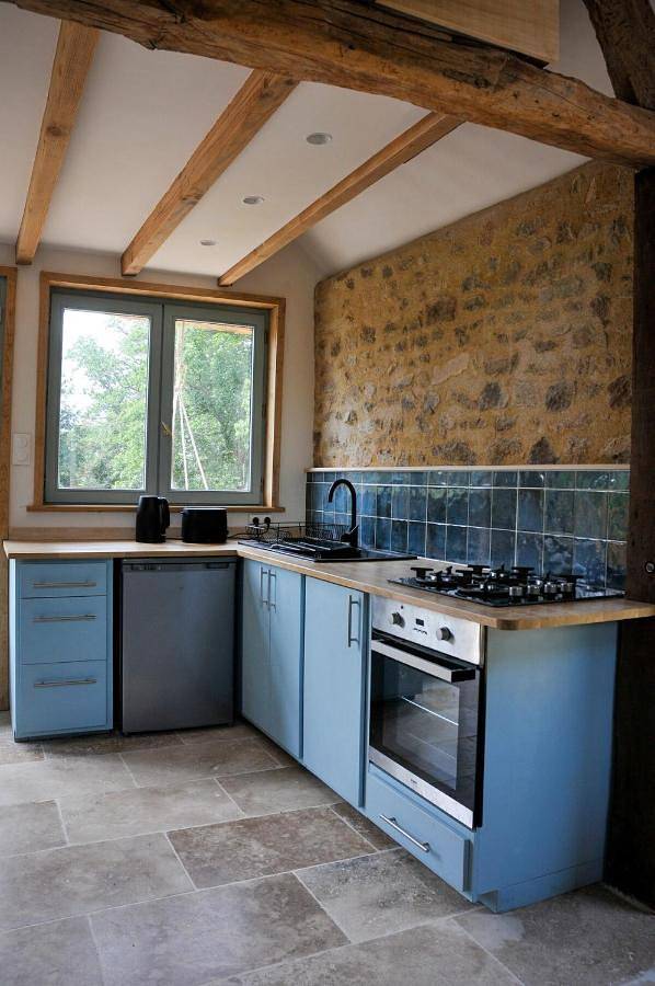 Gîte pour 2 personnes, avec vue ainsi que balcon et jardin à Saint-Vaury - 3