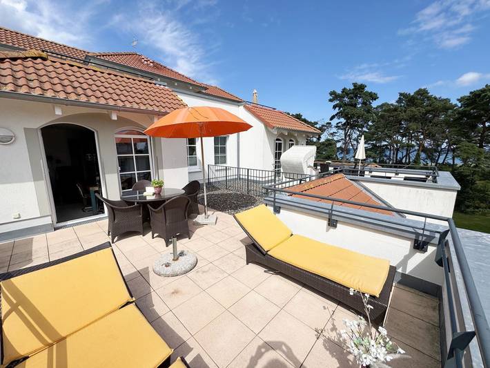 Ferienwohnung für 2 Personen, mit Ausblick und Pool sowie Balkon und Sauna in Baabe - 3